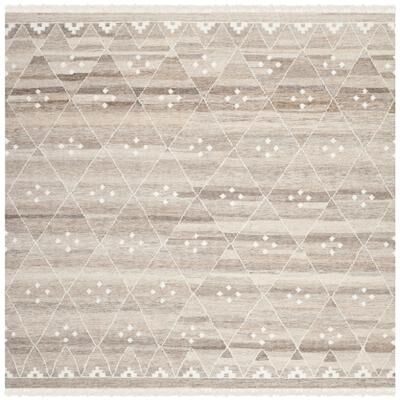 SAFAVIEH Handmade Natural Kilim Domiziana Wool Rug with Fringe
