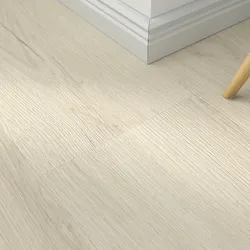 Klick-Vinyl Montreal Oak white – inkl. Dämmung & Fußleisten