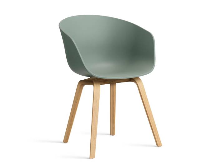 HAY About a Chair 22 2.0 Stuhl Fall green-lackiertes Eichen­gestell