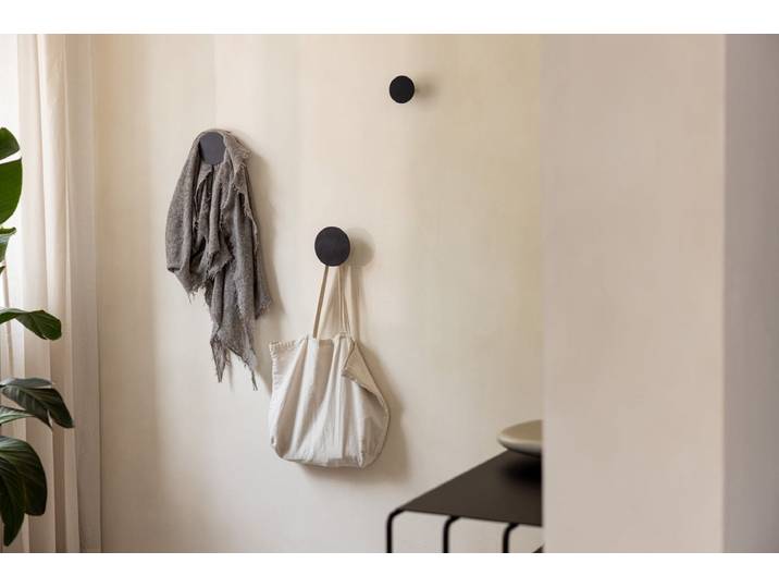 Garderobe-Wandhaken Lou – Minimalistisches Design-Statement aus Metall - Schwarz - Rund - Luxusbetten24