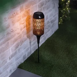 LED Solar Gartenstecker mit Flammeneffekt und dekorativem Schattenwurf