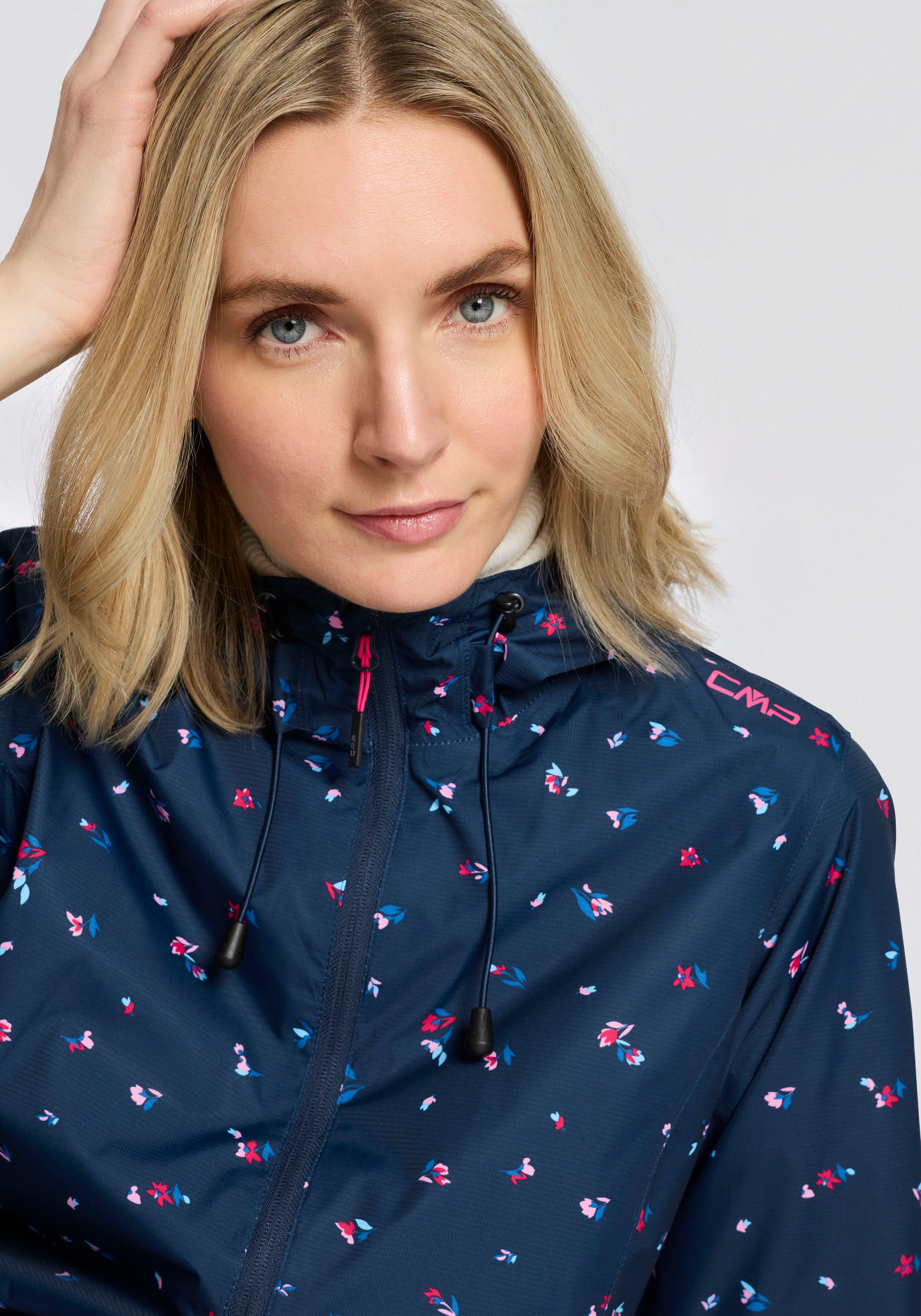 Regenjacke CMP, Damen, Gr. 44, blau (blau, fuxia), Web, Obermaterial: 100% Polyester. Futter: 100% Polyester, bedruckt, geblümt, Basic Po-bedeckend, elastischer Bund mit verstellbarem Klettverschluss, Jacken Regenjacke, Packtasche, getapte Nähte, atmungsa