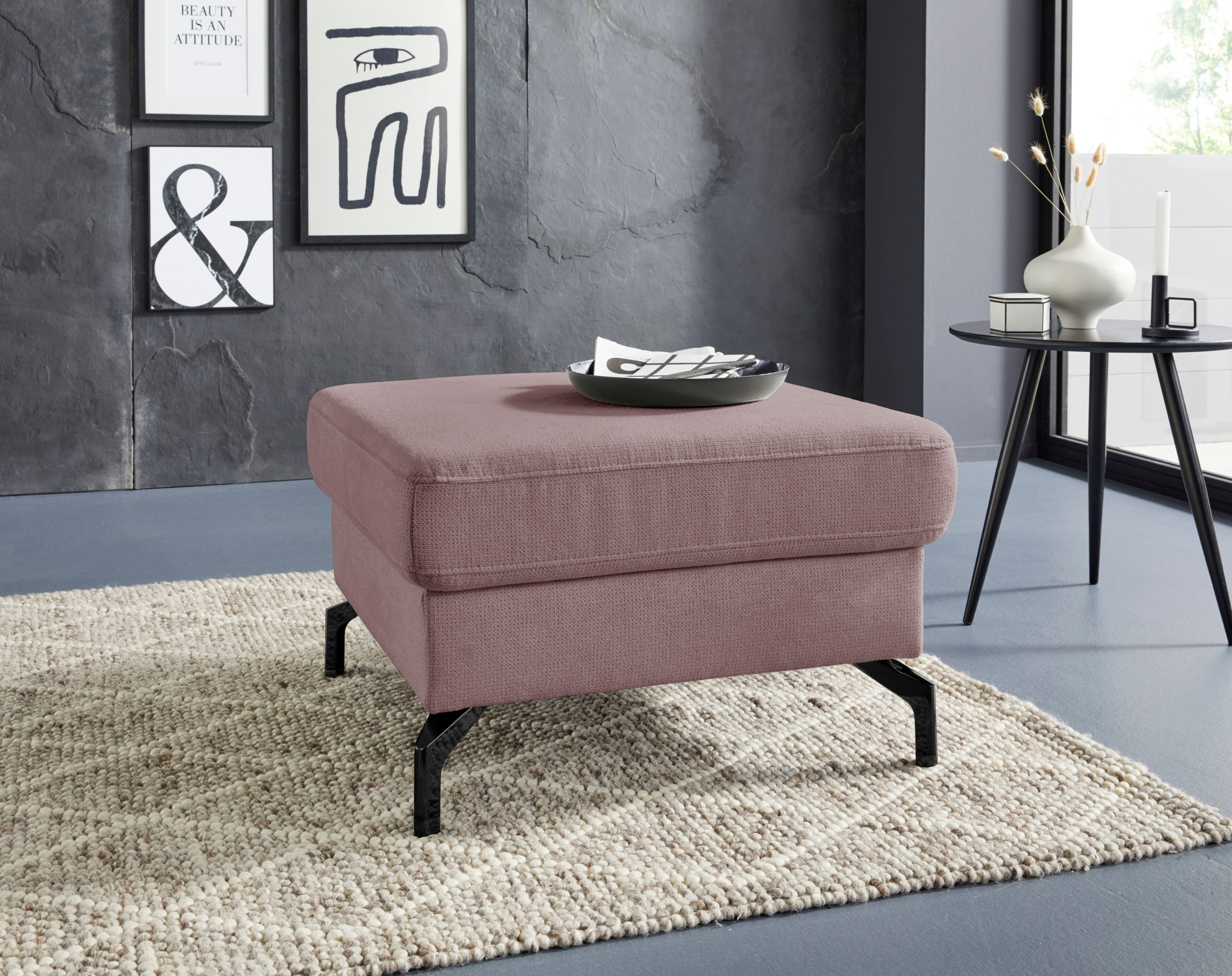 Hocker SIT & MORE "Percy", lila (flieder), B:72cm H:46cm T:72cm, Hocker, Hocker, Fusshöhe 15cm, wahlweise mit unterschiedlichen Fussfarben flieder B/H/T: 72cm x 46cm x 72cm, Luxus-Microfaser Paris,mit schwarzem Nickelfuss