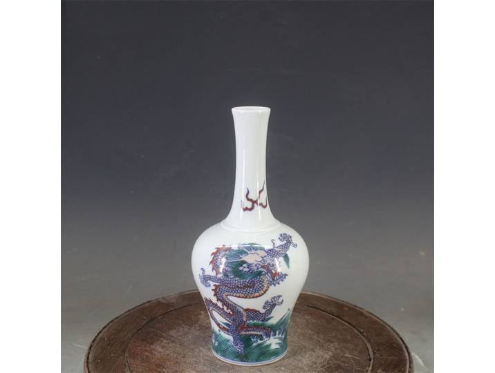 Qing Yongzheng Vase chinois eau de mer motif Dragon bouteille Antique Vase en porcelaine blanc Oriental Ming Qing Collection en porcelaine