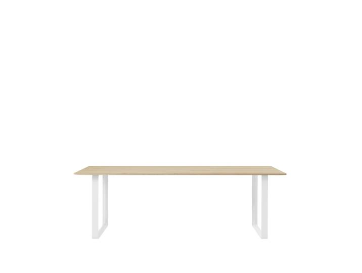 Muuto 70/70 Esstisch 225 x 90cm Oak venner-Plywood-White