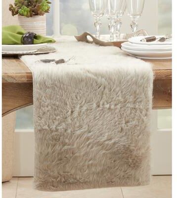 Saro Lifestyle Juneau Collection Faux Fur Table Runner