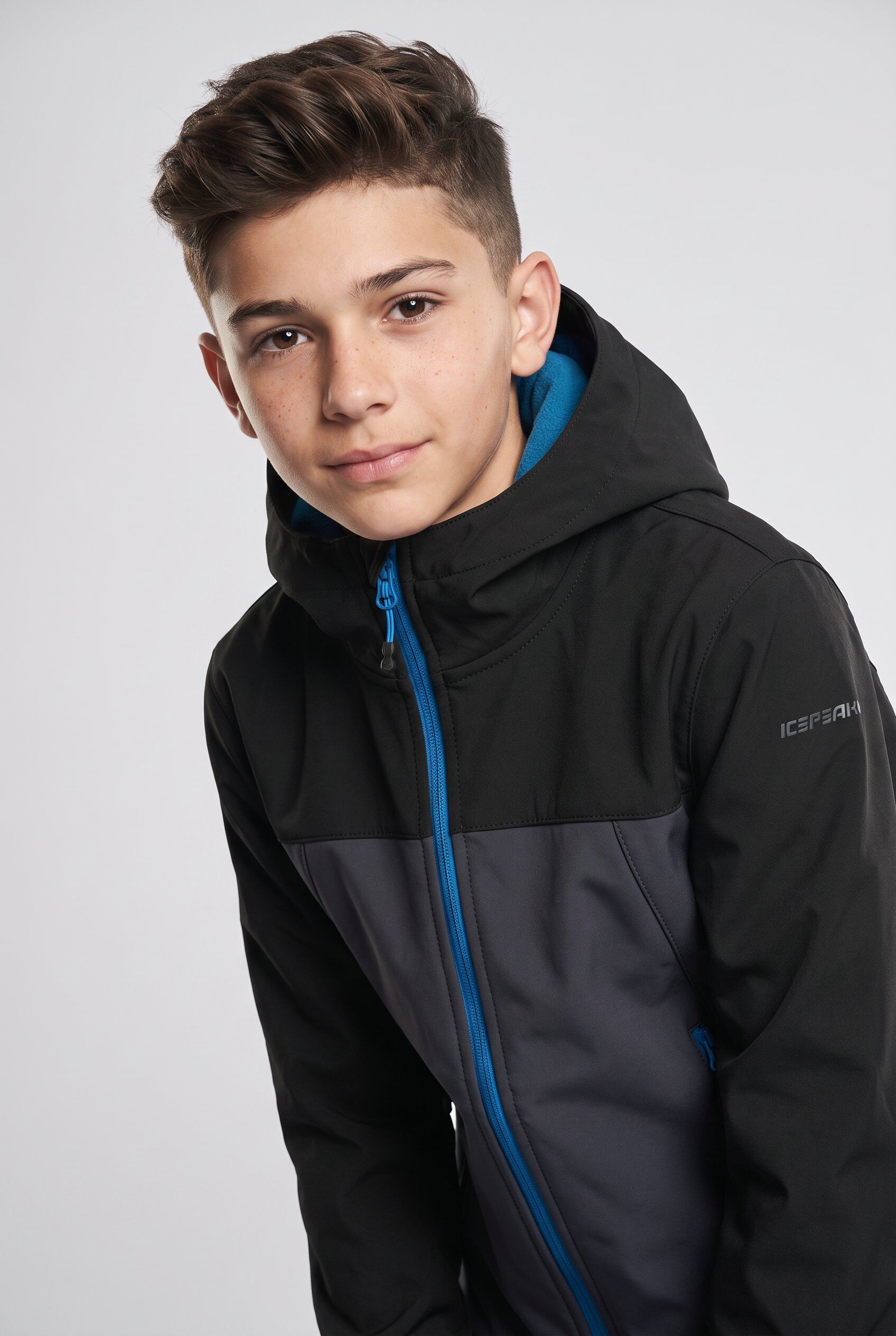 Softshelljacke ICEPEAK "ICEPEAK KONAN JR", Kinder, Gr. 128, grau, Softshell, Obermaterial: 95% Polyester, 5% Elasthan, unifarben, regular fit hüftlang, hoch geschlossener Ausschnitt, elastischer Bund, Jacken Softshelljacke, Reissverschlusstaschen, atmungs