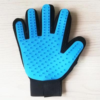Inspired Living Pet Grooming Glove And Cat Deshedding Brush Glove 3