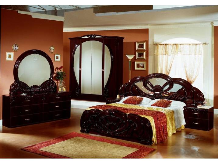 JVmoebel Schlafzimmer-Set Schlafzimmer Garnitur im königlichen Design mit Nachttischen, Made in Italy