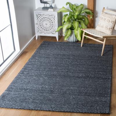 SAFAVIEH Marbella Annabella Wool Rug