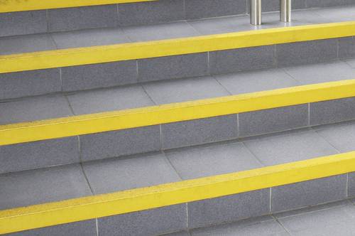 COBA Europe GRP070004N GRP070004N Bodenbelag COBAGRIP Stair Nosing Gelb 1m x 55mm x 5mm Gelb 1m x 55mm x 5mm