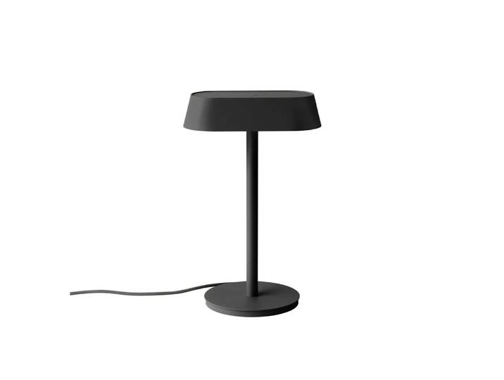 Muuto Linear Tischleuchte Black