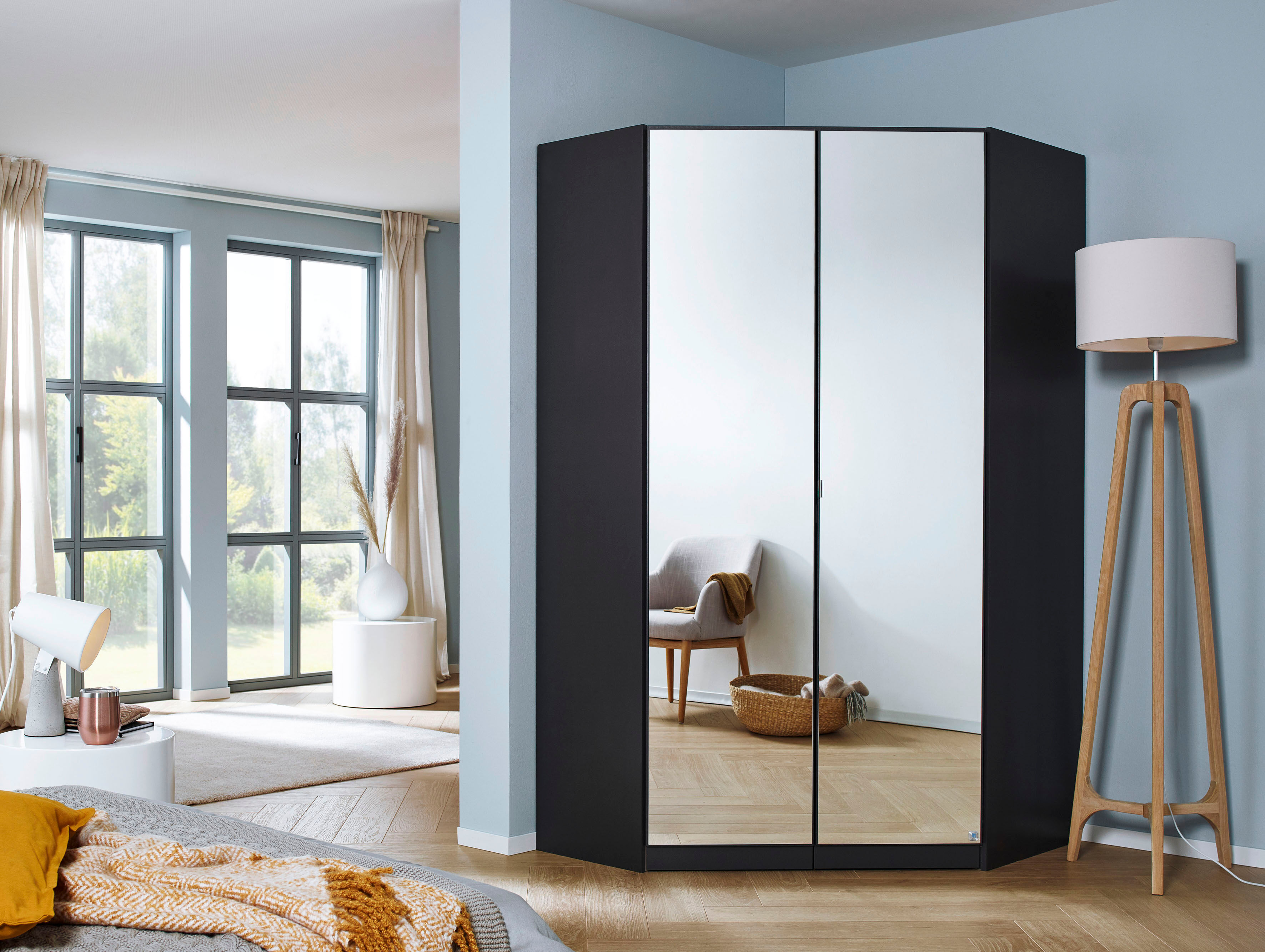Eckkleiderschrank RAUCH "Kleiderschrank Schrank Garderobe Garderobenschrank Eckschrank HOMBURG", grau (graumetallic), B:117cm H:197cm T:104cm, Holzwerkstoff, Schränke, Eckkleiderschrank, voll aufgelegter Spiegel, Vollausstattung viel Platz MADE IN GERMANY