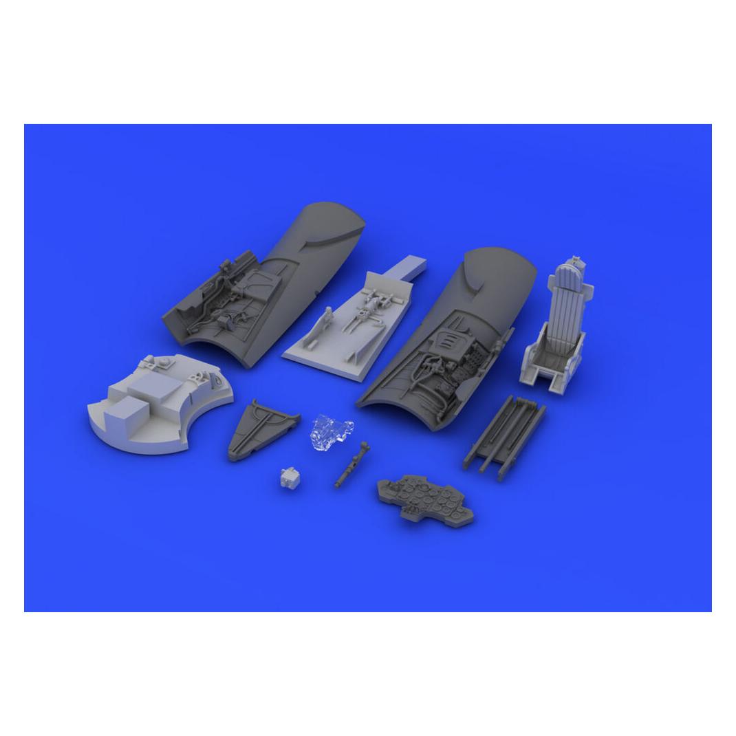 Eduard MiG-15bis cockpit for (672024)