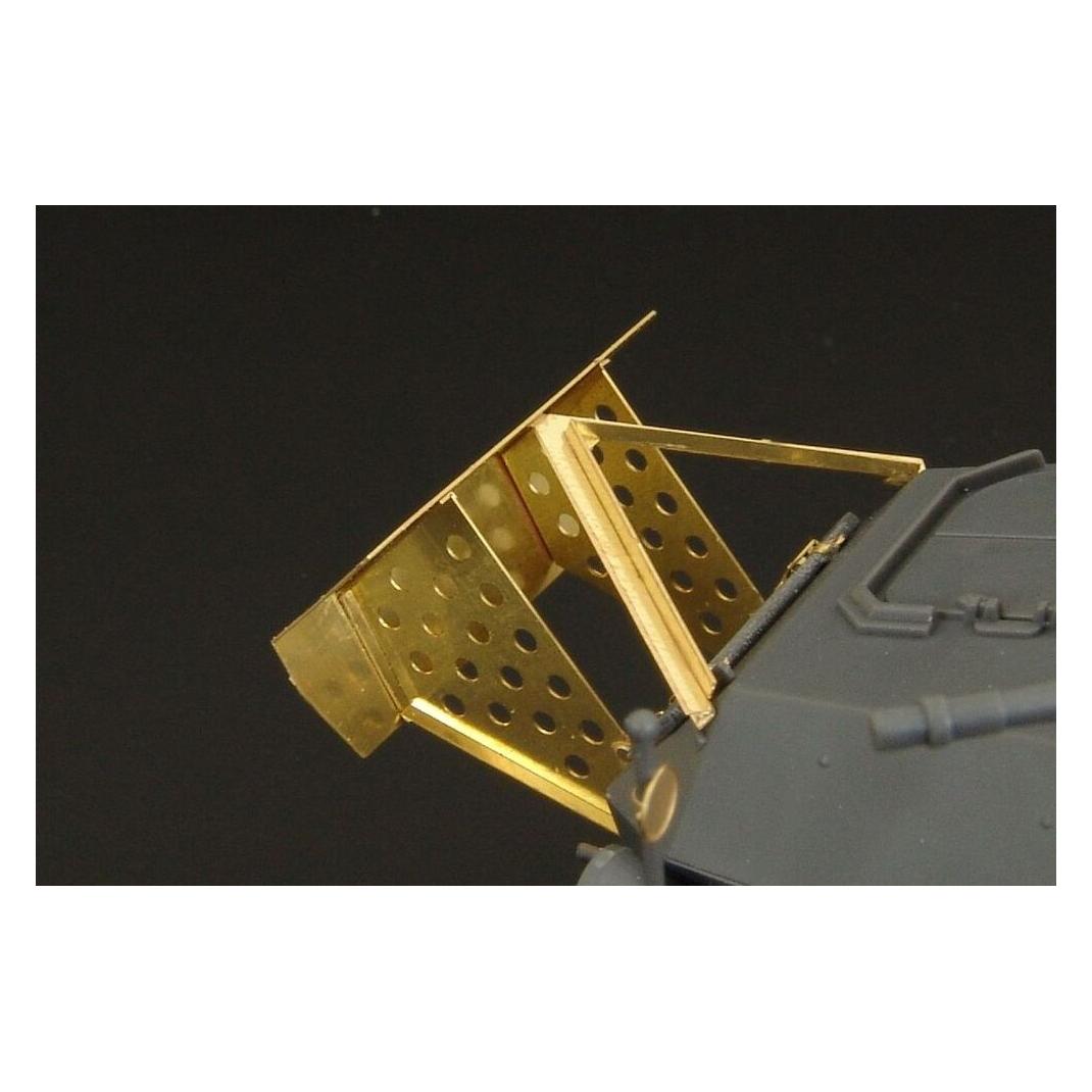 Hauler Sd Kfz 232 front bumper-spoiler (HLX48338)