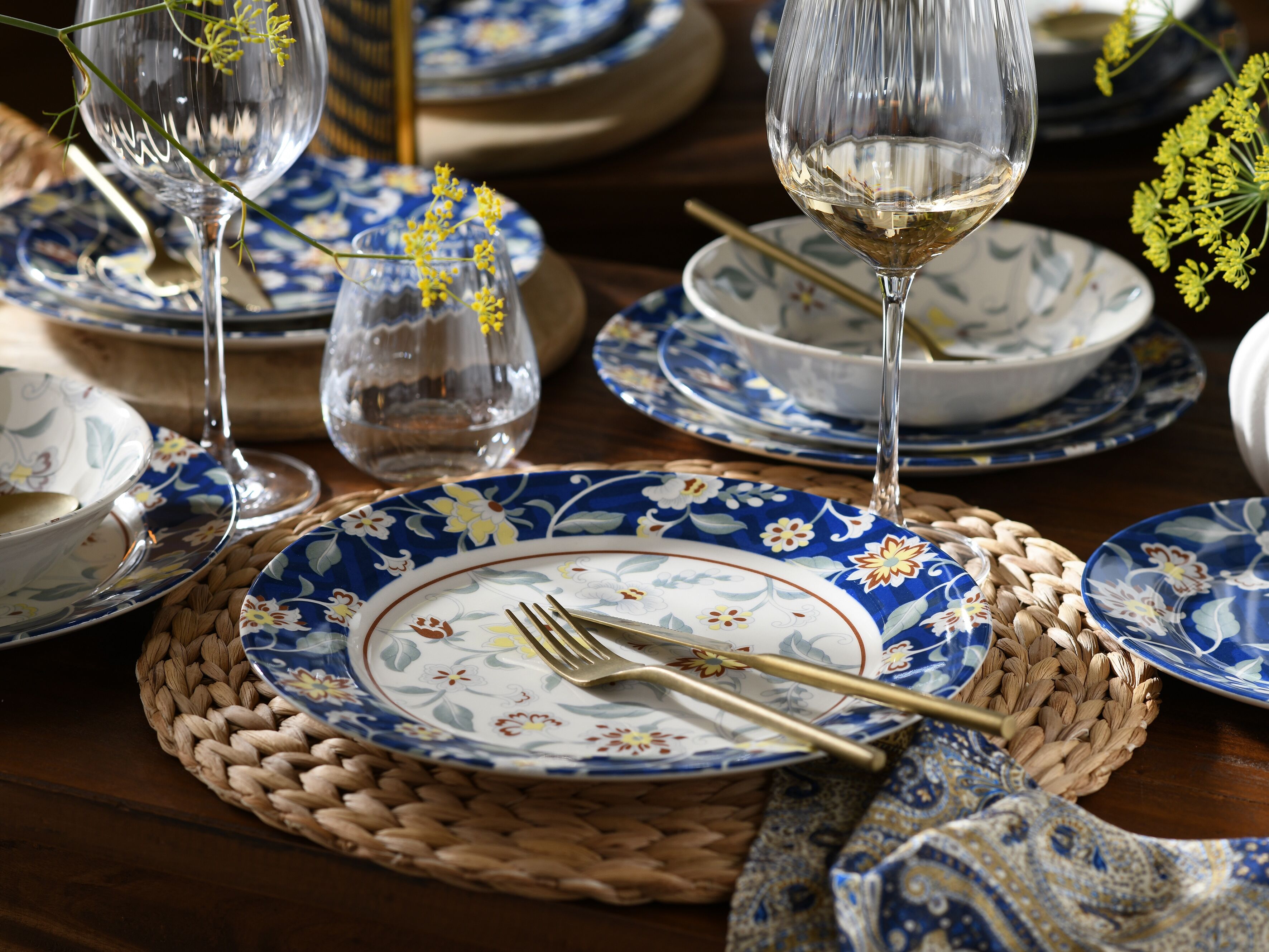 Teller-Set CREATABLE "Odessa, Teller Set 12-tlg", bunt, 12 Stk., Steingut, Geschirr-Sets, Teller-Set, Blumendekor