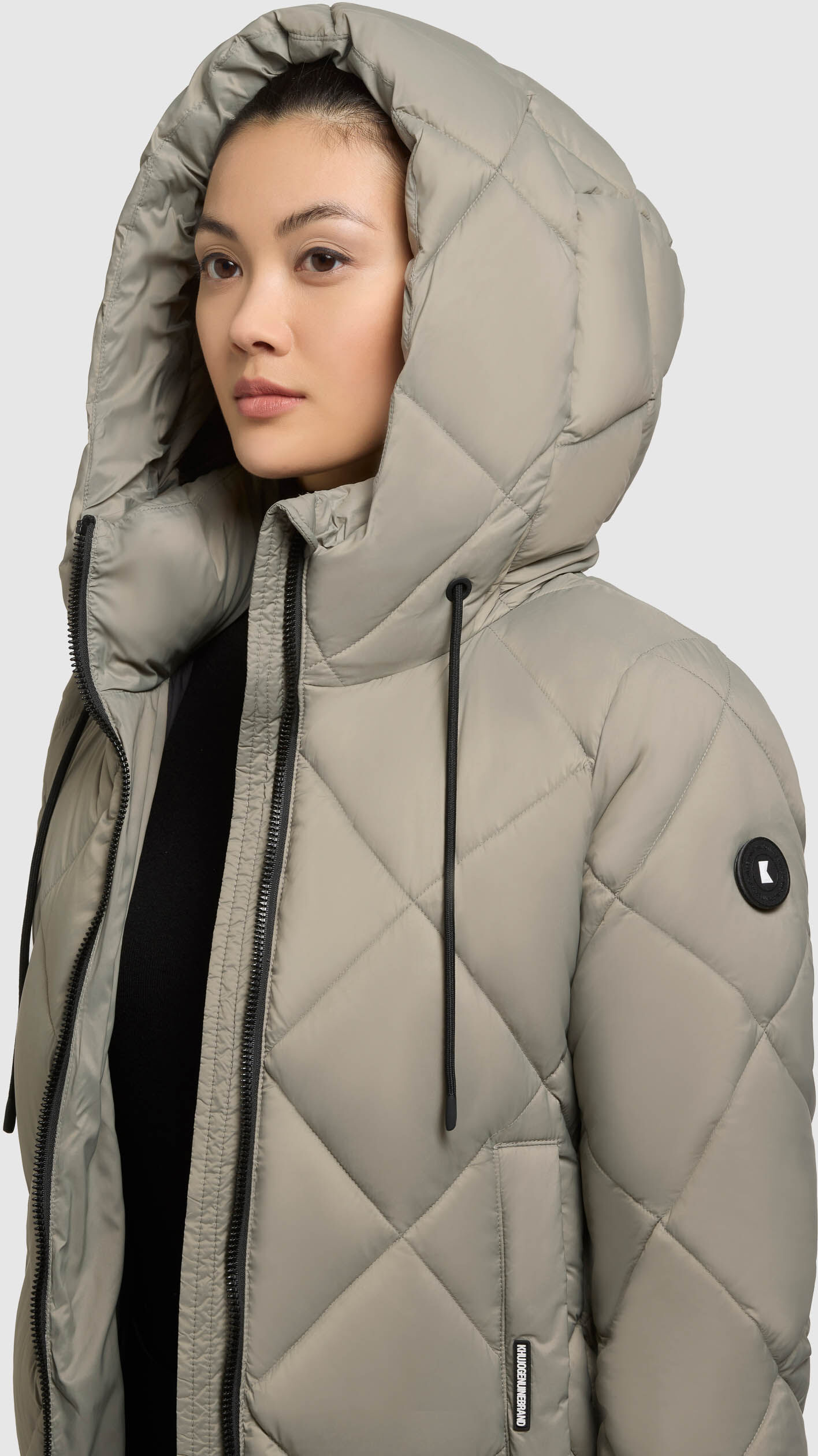 Steppmantel KHUJO "CILIA", Damen, Gr. M (38), beige (witcher grün), Steppware, Obermaterial: 100% Nylon. Futter: 100% Nylon. Wattierung: 100% Polyester, unifarben, kniebedeckend, elastischer Bund, Mäntel Steppmantel, aus Nylon und Polyester, kniebedeckend