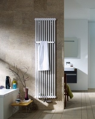 Zehnder Design-Heizkörper Charleston CPV2180-14 ZCA24414AZ15000