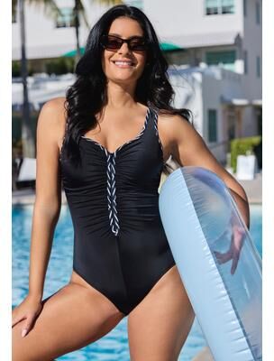 Plus Size Women's Shirred Zipper Tank by Shape Solver Sport in In Graphic Detail (Size 18)