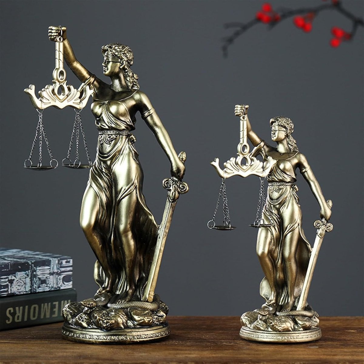Justitia Hars Beeld - Bronskleur - Hoogte: 30 cm