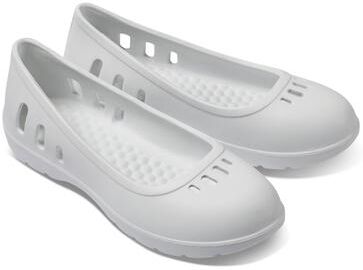 Women's Studio Flat by Joybees in White (Size 6 M)