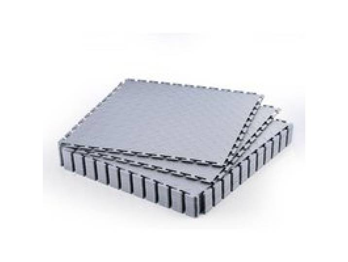 VEVOR PVC Garagenboden, 16er-Pack 513x513x5 mm, Werkstattboden, Industrieboden, Klick Verlegung, rutschfeste PVC-Matten mit Diamantplatte für Werkstatt, Lager, Werkzeugraum, Hellgrau