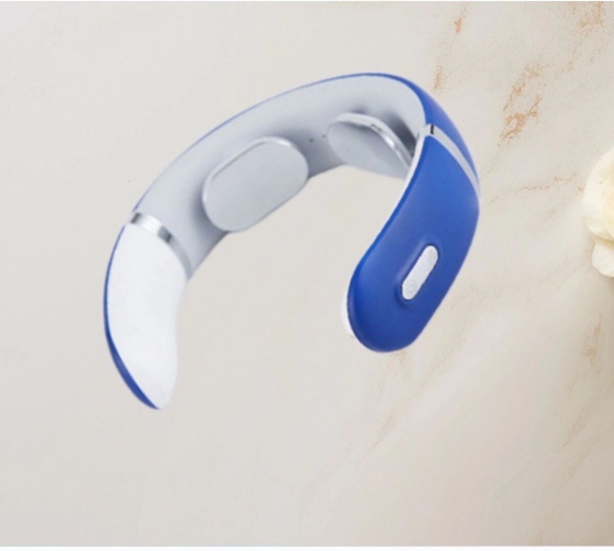 INF Masseur cervical intelligent en U avec 10 modes, 16 niveaux d'intensité, chaleur, EMS, télécommande et invite vocale -