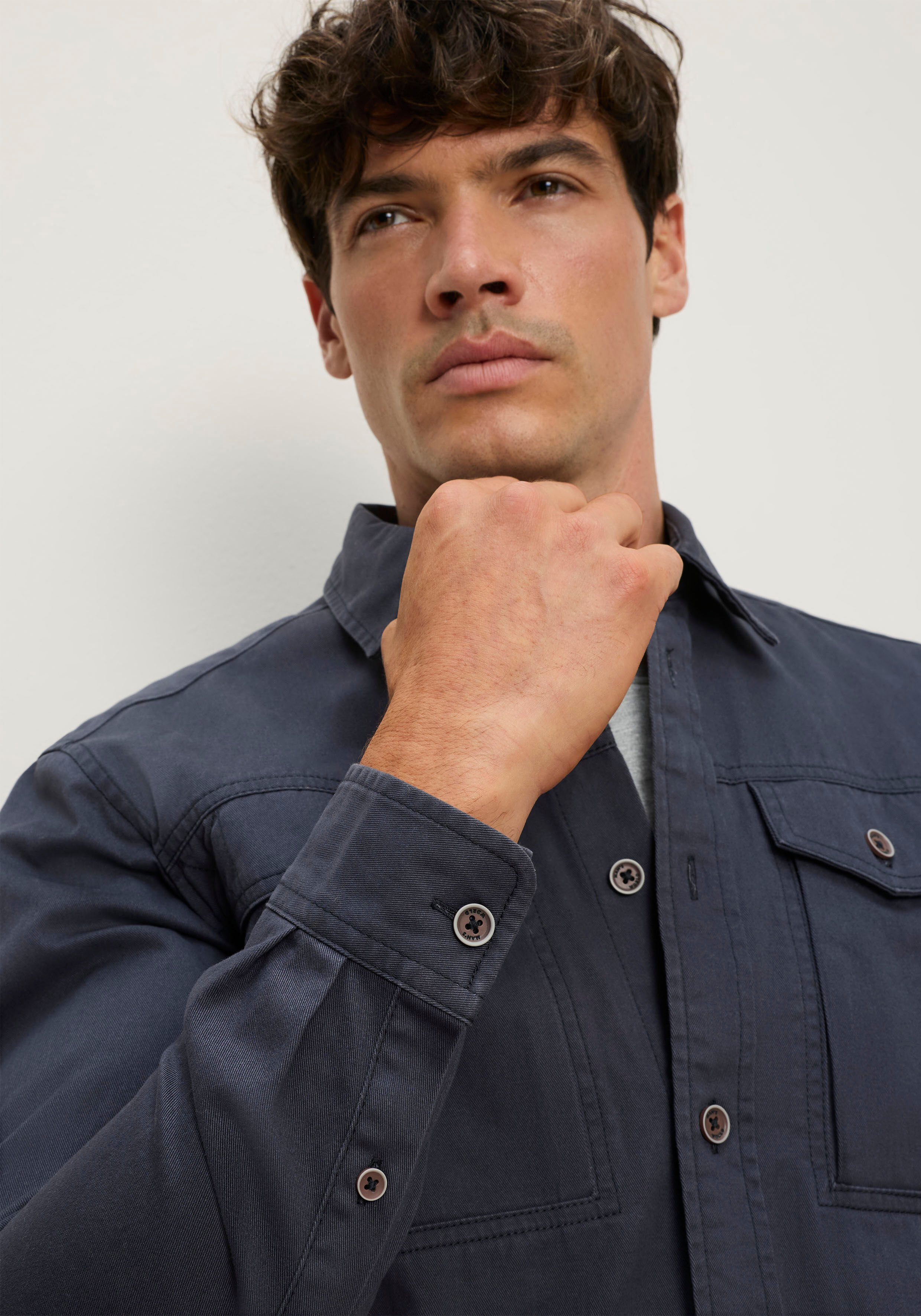 Langarmhemd MAN'S WORLD "Markante Details mit modernem Charakter", Herren, Gr. XXL, N-Gr, anthrazit, Web, Obermaterial: 100% Baumwolle, washed, regular fit normal, Ärmel mit Ärmelschlitz Manschette, Hemden Langarmhemd, Robuste Baumwollqualität, authentisc