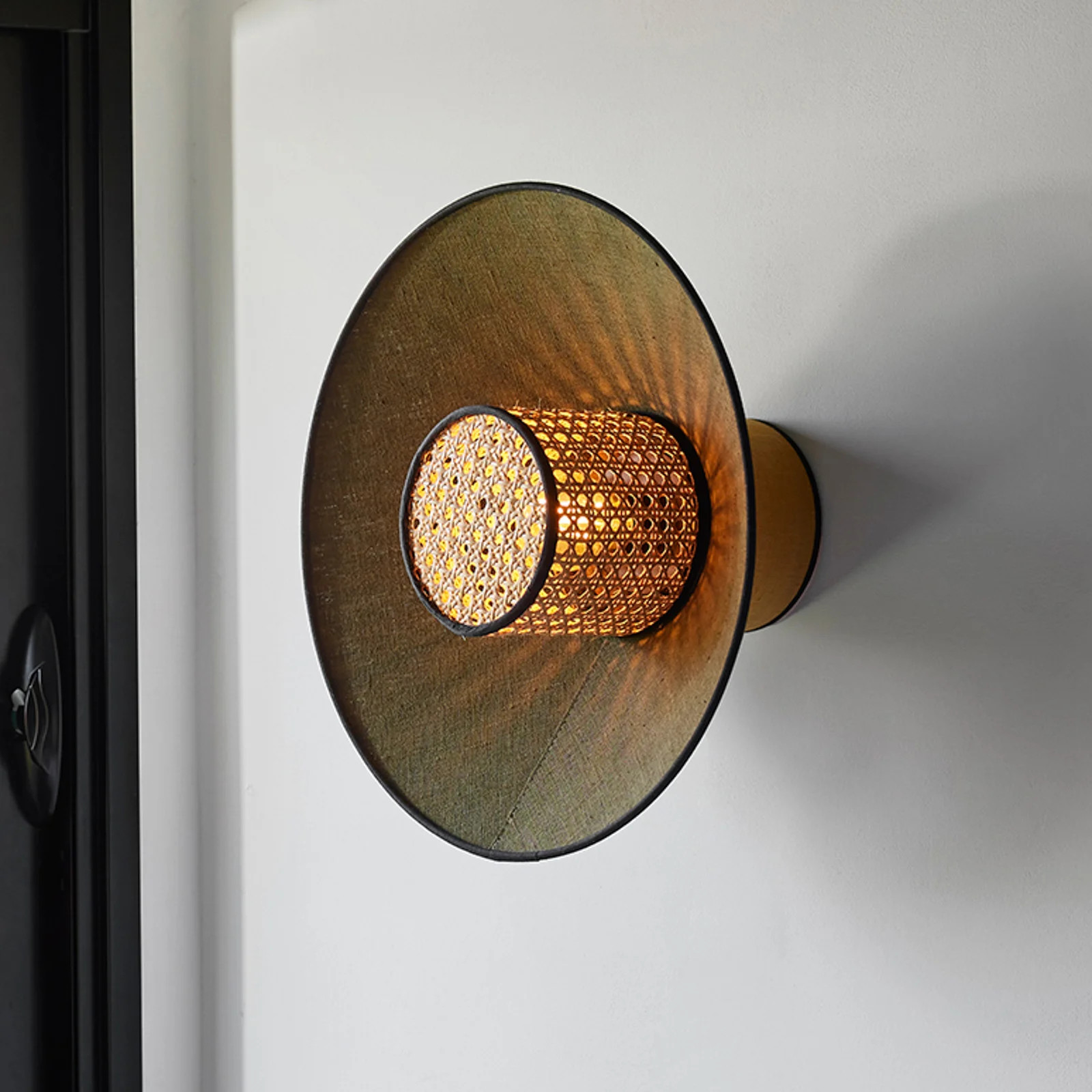 MARKET SET Singapour wandlamp - Kaki/Curry - Rond - Stof