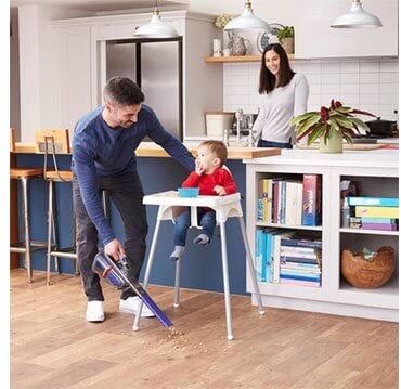 Aspirador para Animais Domésticos 18V 2Ah Black & Decker BHHV520BFP