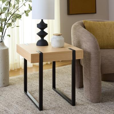"SAFAVIEH Klausner 19.7-Inch Metal Side Table, Sand and Black, Modern - 20"" W x 20"" D x 20"" H"