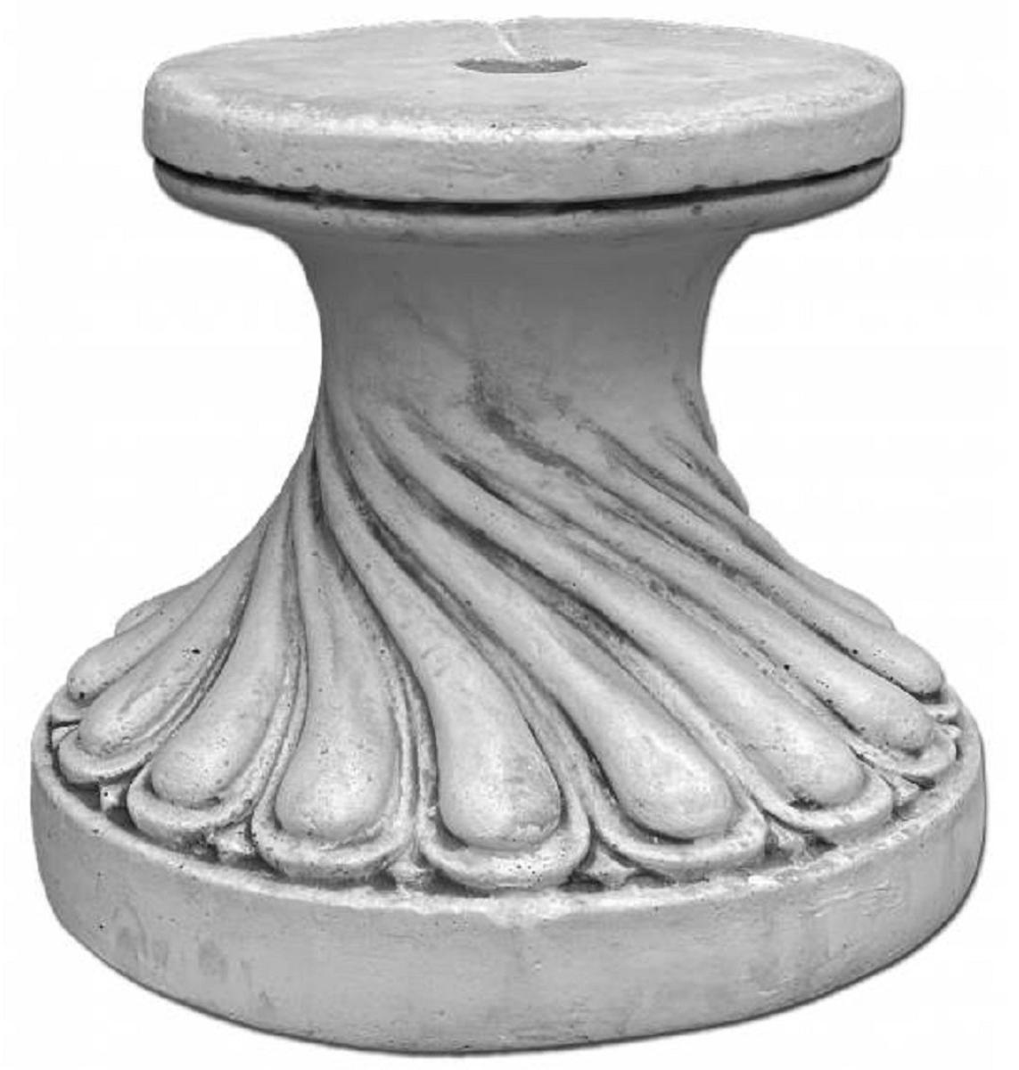 Casa Padrino Barock Sockel Grau Ø 39 x H. 34 cm - Prunkvoller Gartensockel im Barockstil - Runder Gartendeko Stein Sockel - Barock Garten Deko Accessoires - Barock Terrassen Deko Accessoires