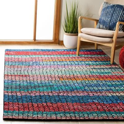 SAFAVIEH Handmade Aspen Margunde Bohemian Wool Rug