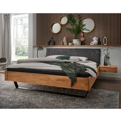 Wildeiche Massivbett mit Bügelgestell aus Metall Industry und Loft Stil