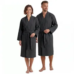 NYVI Bademantel NYVISpa Waffelpique - Unisex Saunamantel für Damen & Herren aus 100% Baumwolle - luftig leichter & atmungsaktiv Farbe:Schwarz;Größe:L