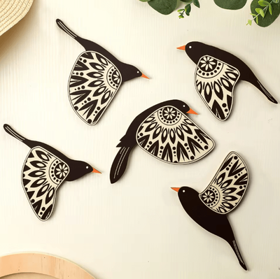 Uplift Curations 5PCS Wooden Flying Birds Wall Art Scandinavian Rustic Home Decor Set a