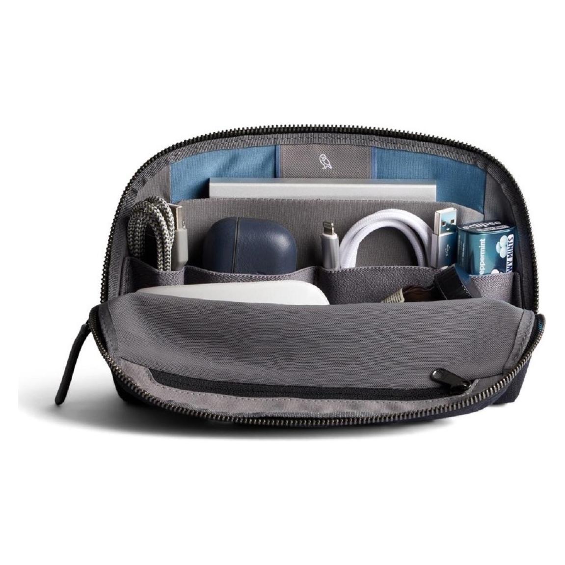 Bellroy Desk Caddy (Tech Pouch) (ETOA-BLK-231)