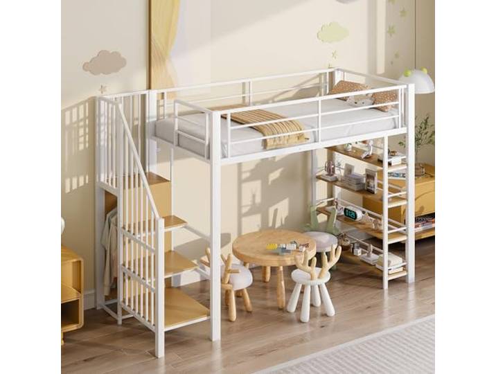 Merax Hochbett 90x200 cm, Metall, Treppe, Kleiderschrank, Stauraum, Weiß Metallbett mit hohem Schutzgeländer und Einlegeböden – platzsparend mit Schlafbereich und praktischer Aufbewahrung