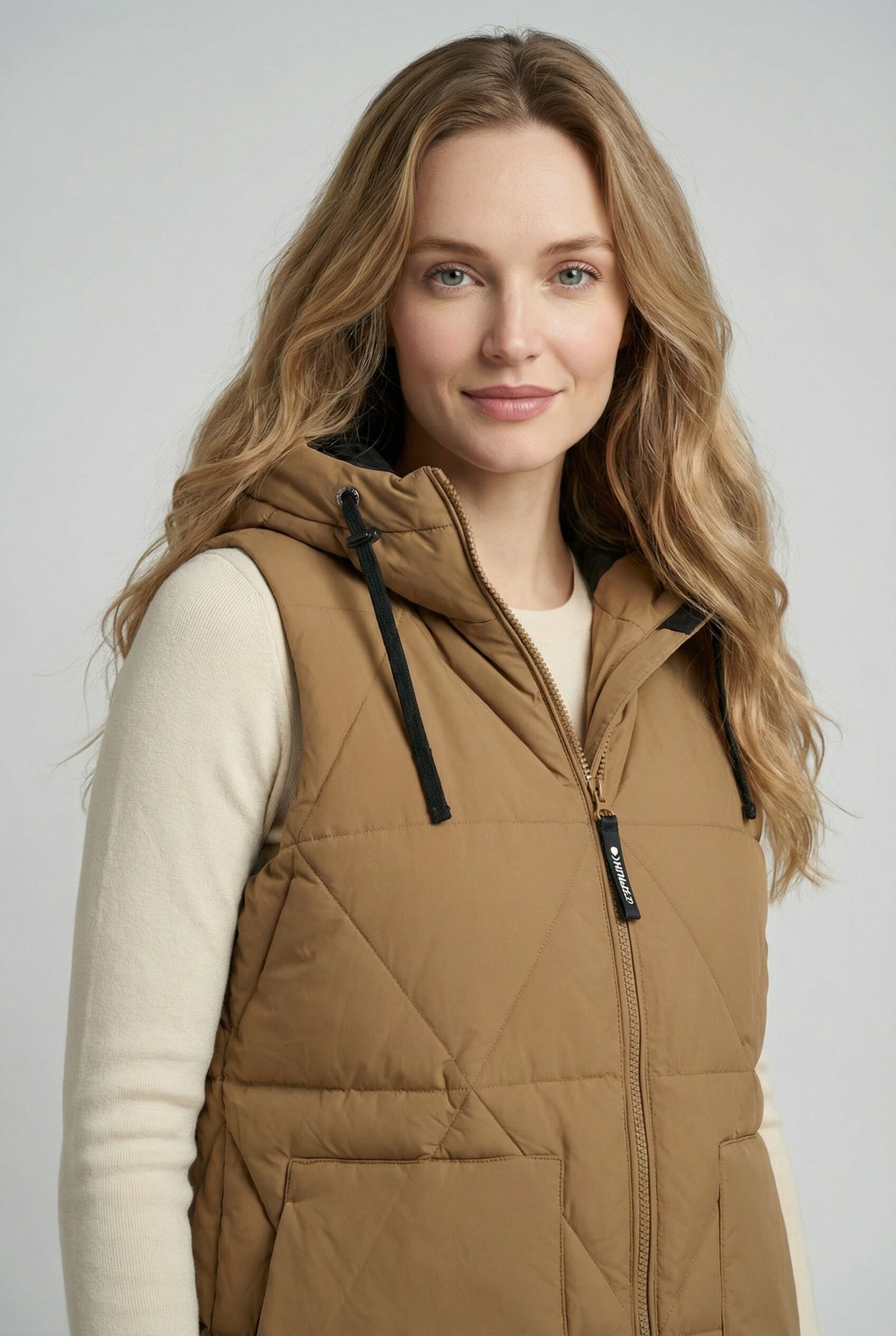 Steppweste ICEPEAK "AGRIA", Damen, Gr. 44, braun, Obermaterial: 100% Polyester, Westen Steppweste, wasserdicht, winddicht, mit fester Kapuze, in Daunenoptik braun 44