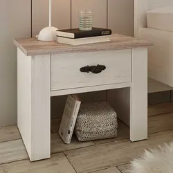 Nachtkommoden im Landhaus Design Weiß und Pinienfarben