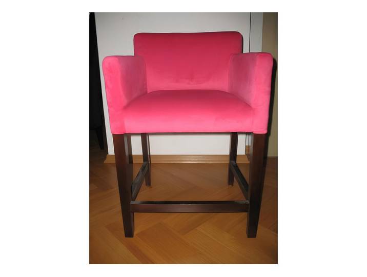 Xlmoebel Barhocker Barhocker Jones mit gepolsterter Sitzfläche und elegantem Design (BARHOCKER BARSTUHL TRESENHOCKER HOCKER JONES), Hergestellt in Europa