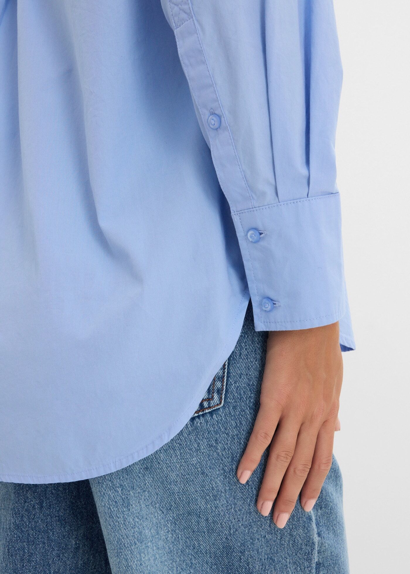 Hemdbluse BONPRIX, Damen, Gr. 42, blau (perlblau), Obermaterial: 100% Baumwolle, loose fit, Blusen Hemdbluse, aus Baumwolle, Loose Fit, mit überschnittener Schulter, Langarm perlblau 42