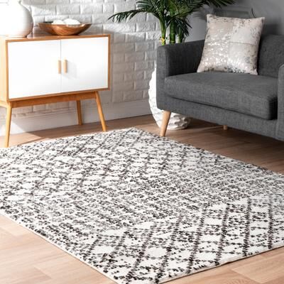Nuloom Contemporary Modern Mayen Geo Trellis Area Rug
