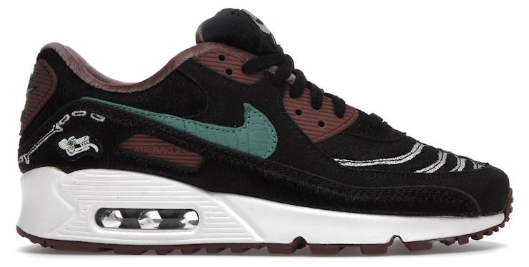 Nike Air Max 90 Siempre Familia (Women's) - EU 40
