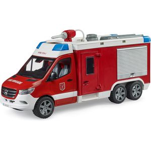 bruder 02680 MB Feuerwehrrüstwagen, mit Wasserspritzfunktion, Licht und Sound, 1:16