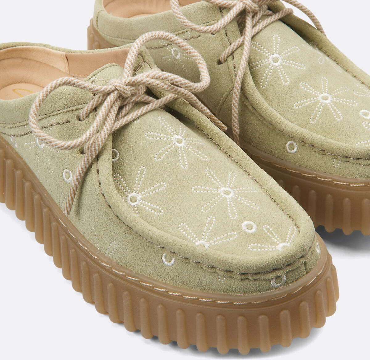 CLARKS Mules fermées en cuir brodées Torhill Mule