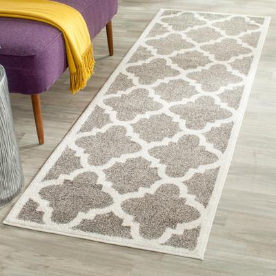 SAFAVIEH Amherst Blanch Modern Rug