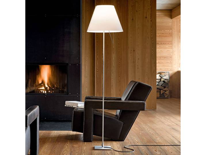 Luceplan Stehlampe Costanza, weiß / opal, für Wohn- / Esszimmer, Aluminium, Design, Stehlampe