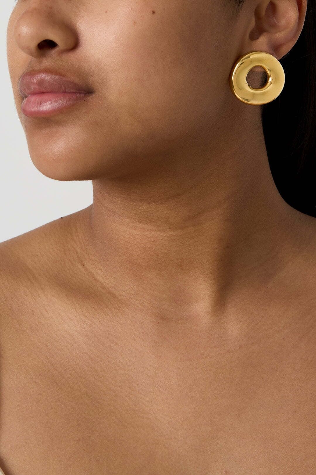 Paar Ohrhänger ADELIA´S "Ohrringe Ohrstecker in Donut-Form aus Edelstahl", silberfarben, Ohrringe, Damen, Edelstahl, Paar Ohrhänger, Die plastische Donut-Form verleiht diesem Modeschmuck eine modische Note