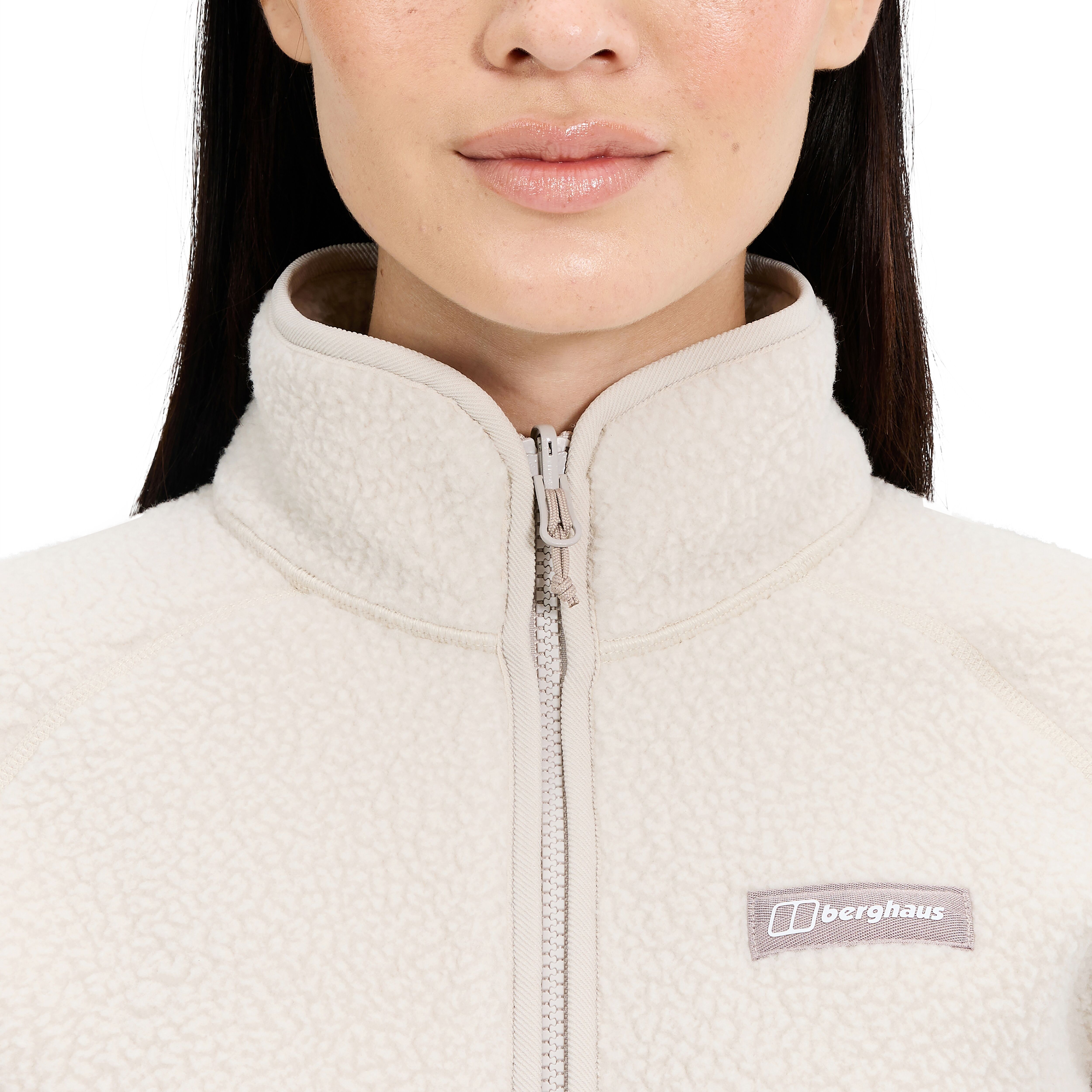 Fleecejacke BERGHAUS "HANBY IA JACKET", Damen, Gr. S, beige (stone), Obermaterial: 100% Polyester. Futter: 100% Polyester, Jacken Fleecejacke, mit InterActive-Reissverschluss stone S